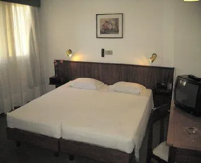 Do Sol 2* Quinta de Santo António